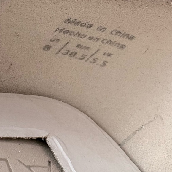 NWOB ALDO’s Elegant Black Textured Women's Heels in size 8 - Picture 11 of 12